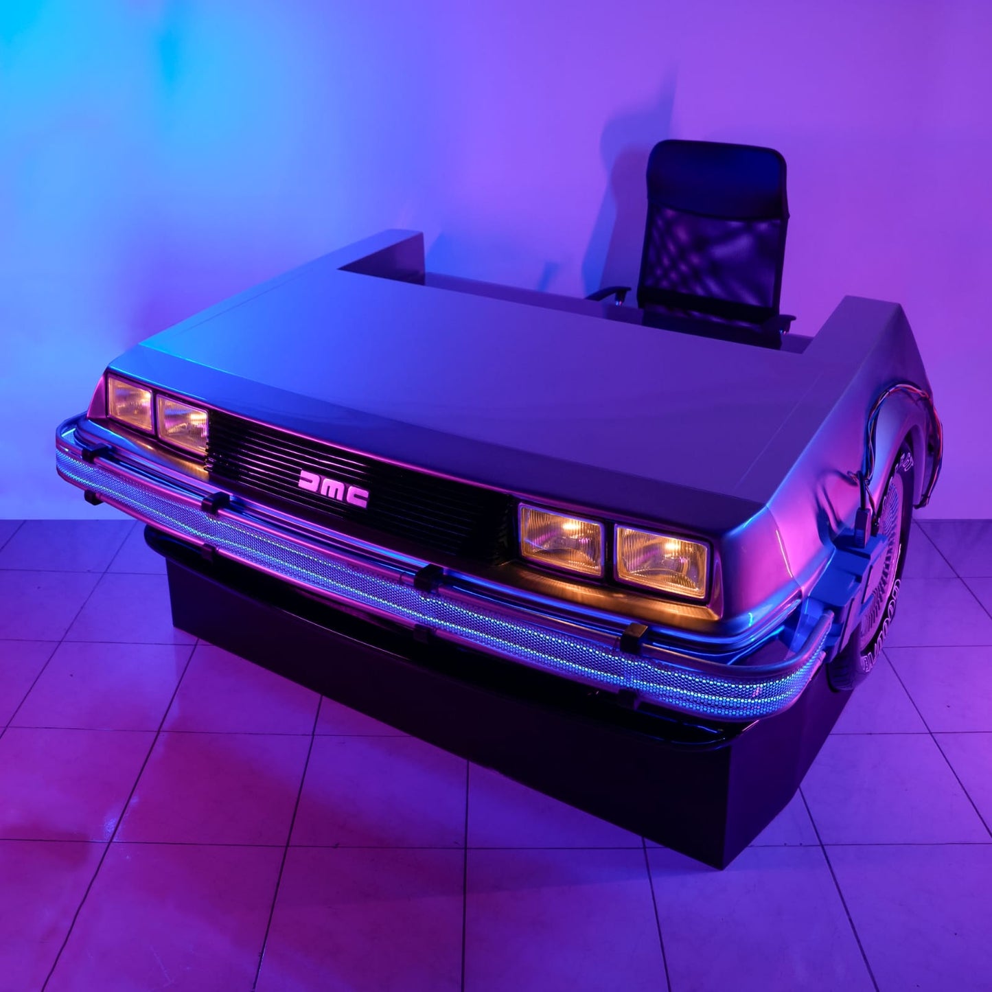 ESCRITORIO DELOREAN Time Machine / Volver al Futuro